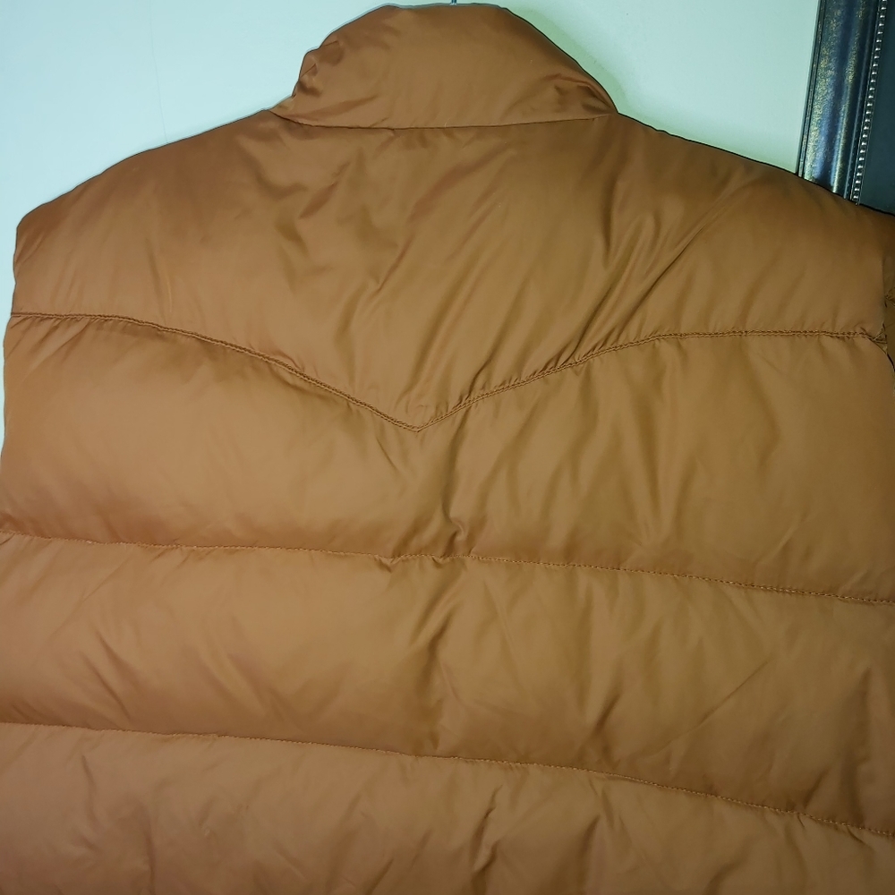 💢HOST PICK💢Banana Republic Quilted Vest - Picture 6 of 15